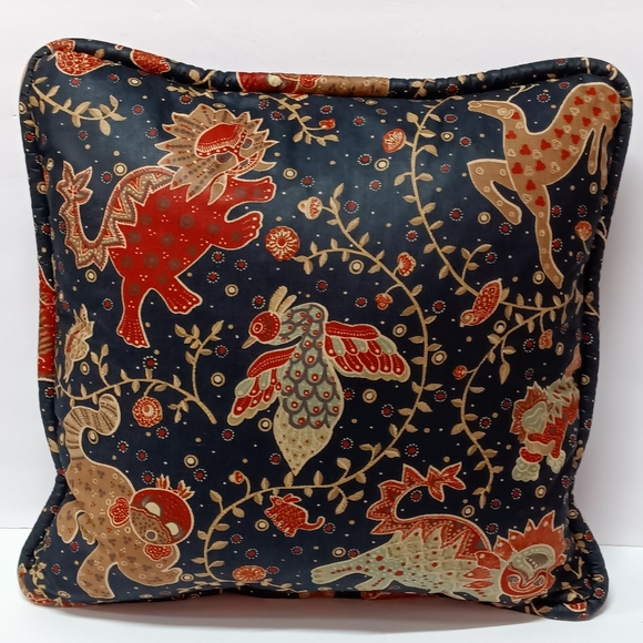 Custom-made Home Decor P. Kaufman China Zoo Cotton Chintz Fabric w/ Wide Piping - Picture 1 of 8